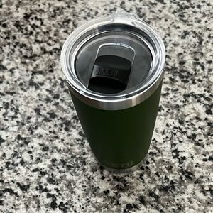 20oz Yeti tumbler